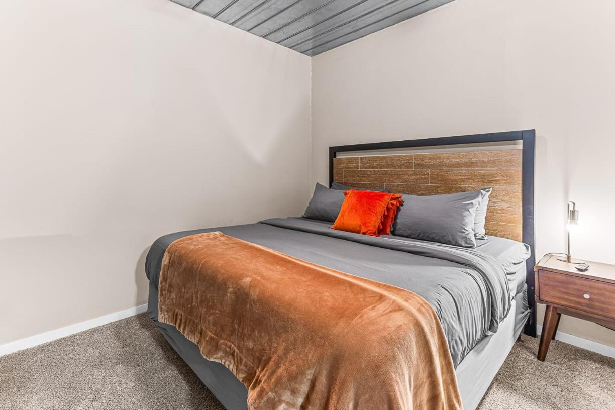 Spacious 2 King Bed Downtown Central To It All 安娜堡 外观 照片